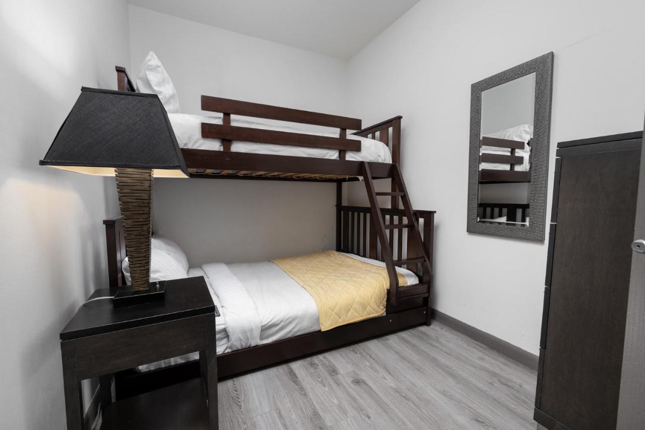 Upgraded Lakeside Resort Dream Vacation Home Kelowna Extérieur photo