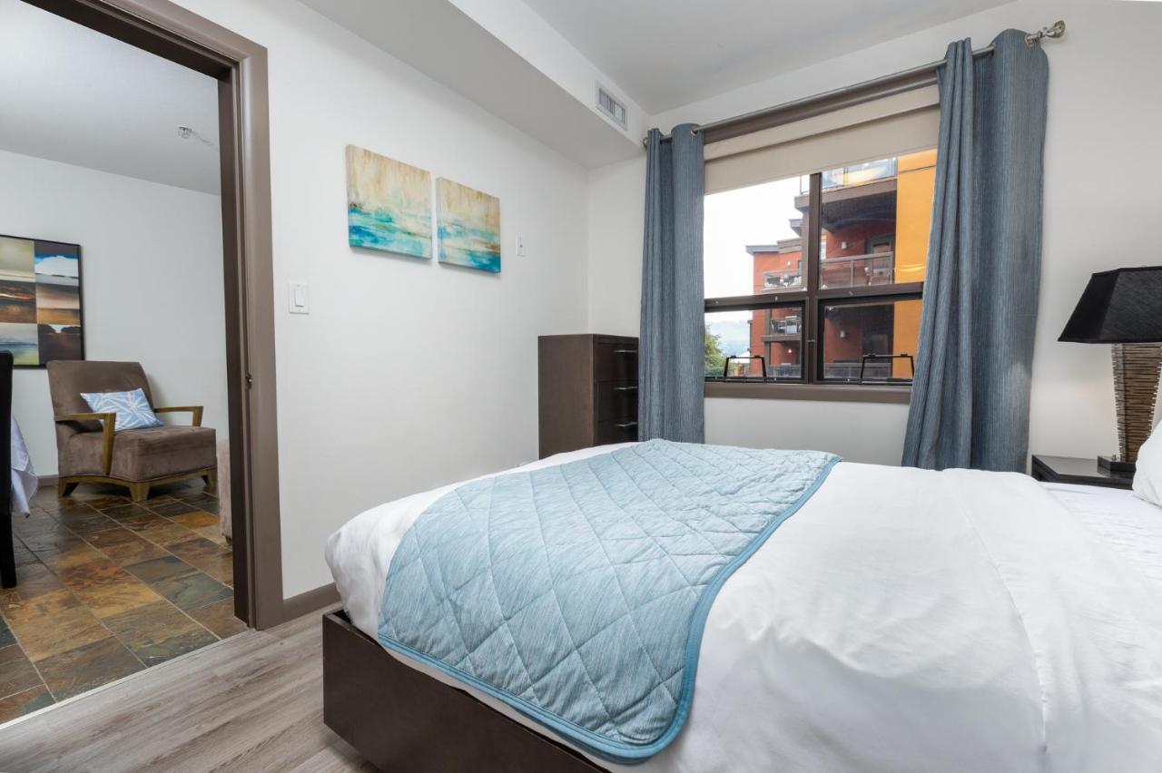 Upgraded Lakeside Resort Dream Vacation Home Kelowna Extérieur photo