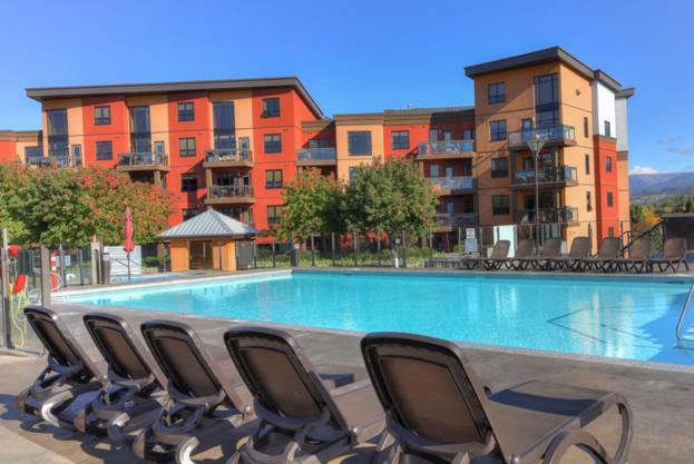 Upgraded Lakeside Resort Dream Vacation Home Kelowna Extérieur photo